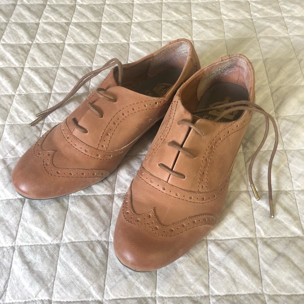 Crown Vintage Leather Oxford’s Women’s 9